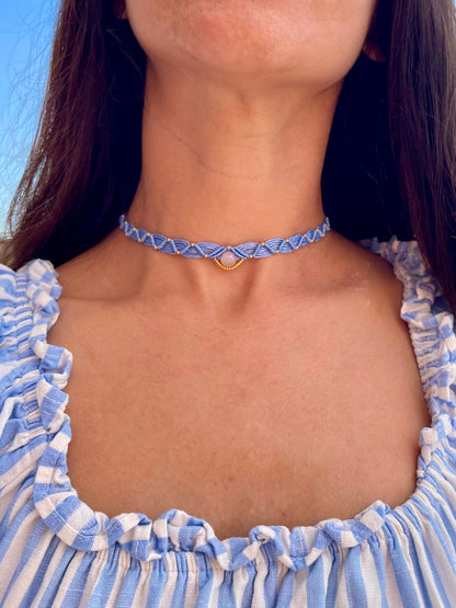 Collana celeste con pietra di Quarzo Rosa
