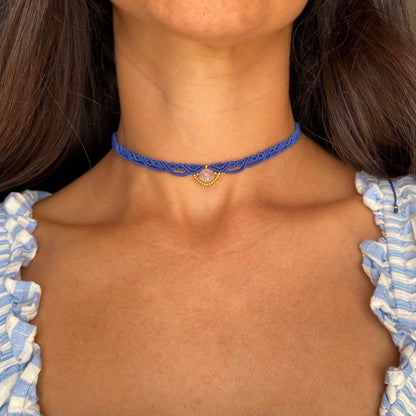 Collana blu con pietra di Quarzo rosa
