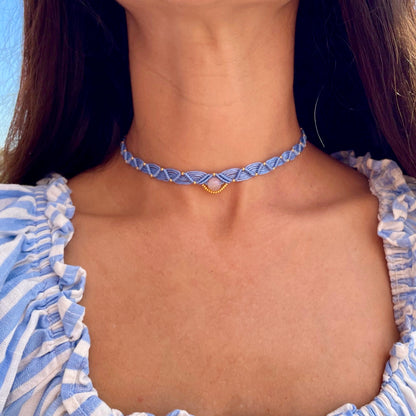 Collana celeste con pietra di Quarzo Rosa
