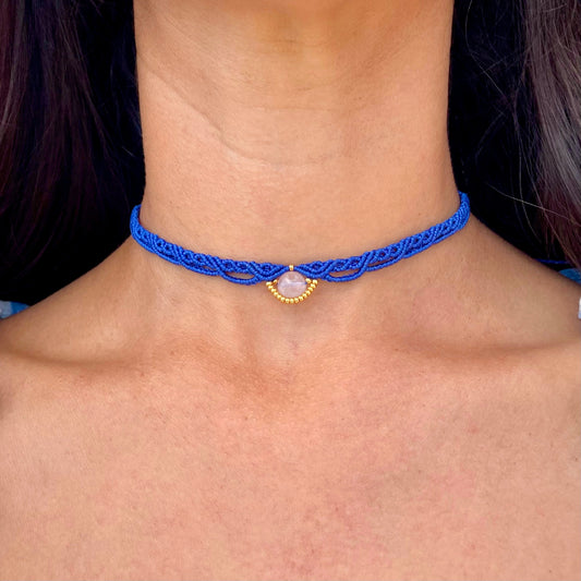 Collana blu con pietra di Quarzo rosa