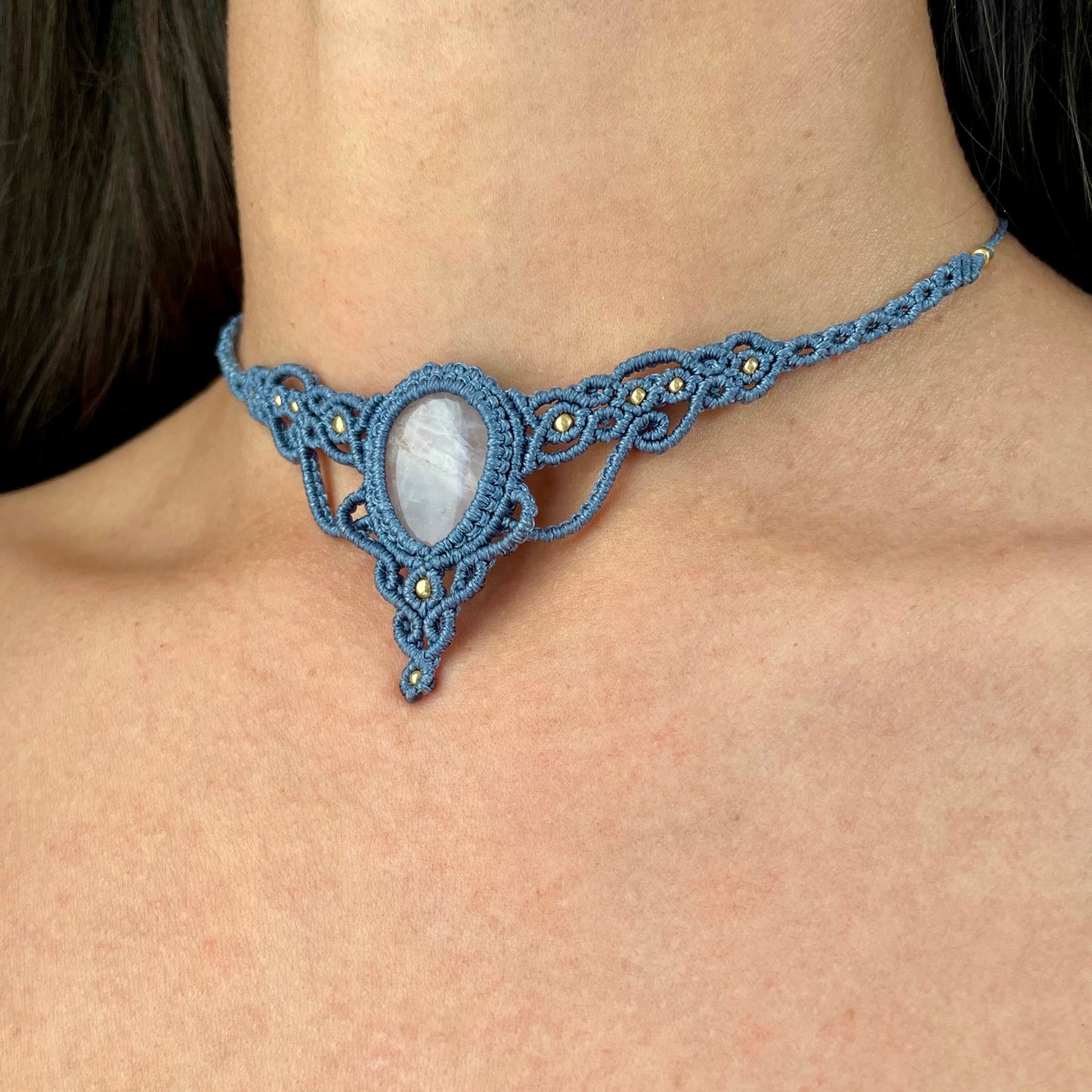 Collana Girocollo con pietra di Quarzo Rosa