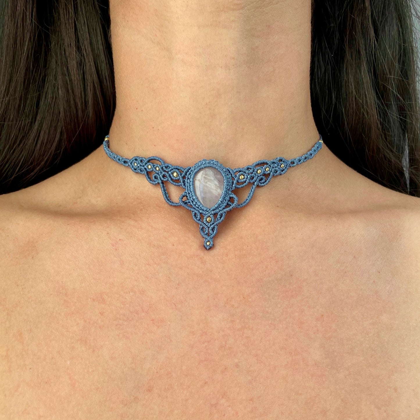 Collana Girocollo con pietra di Quarzo Rosa
