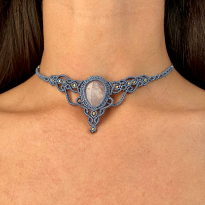 Collana Girocollo con pietra di Quarzo Rosa